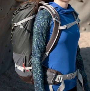 Vaude Zerum 38 - chest and hip straps