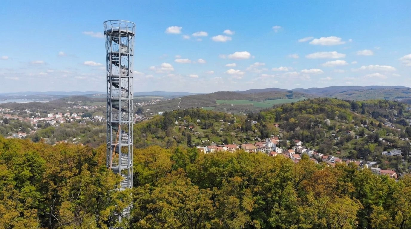 Holedná Lookout Tower